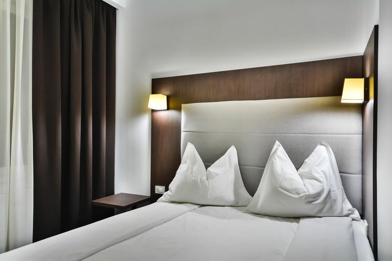 Hotel Europeca Craiova Exteriör bild