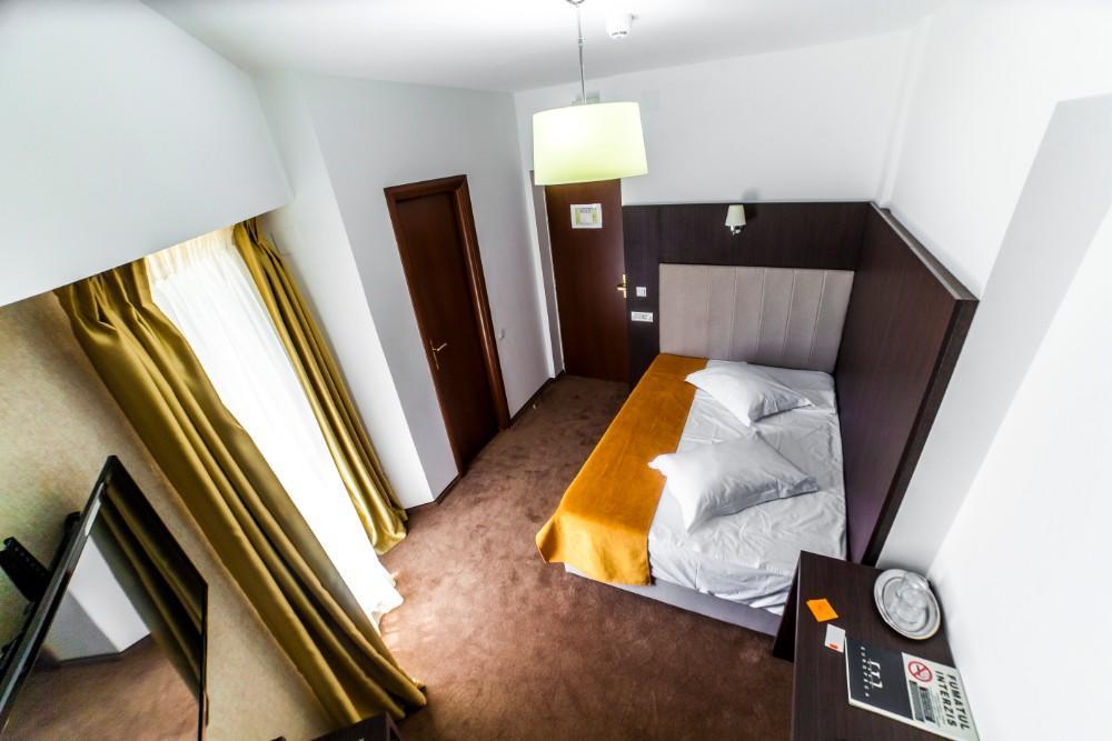 Hotel Europeca Craiova Exteriör bild