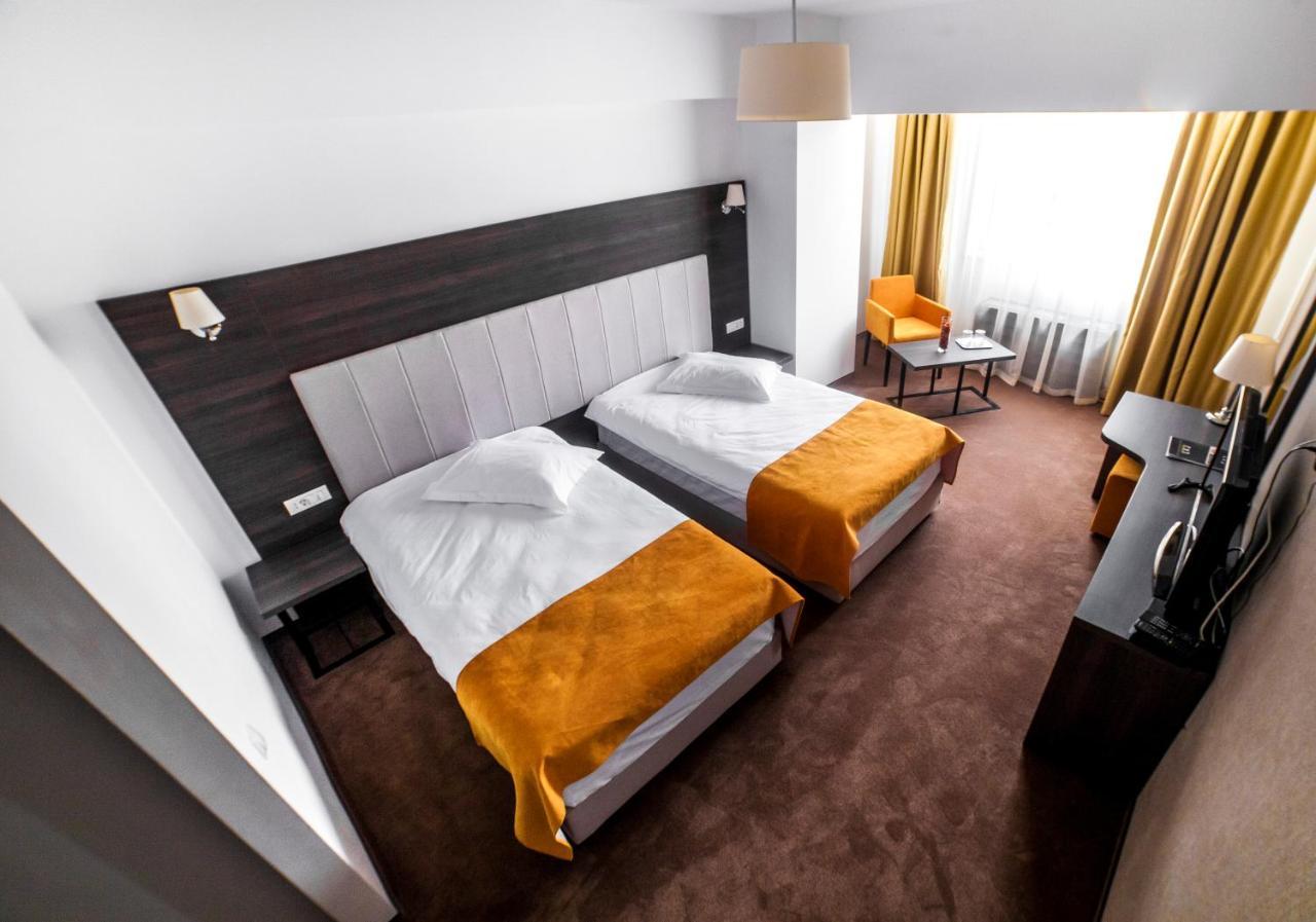 Hotel Europeca Craiova Exteriör bild